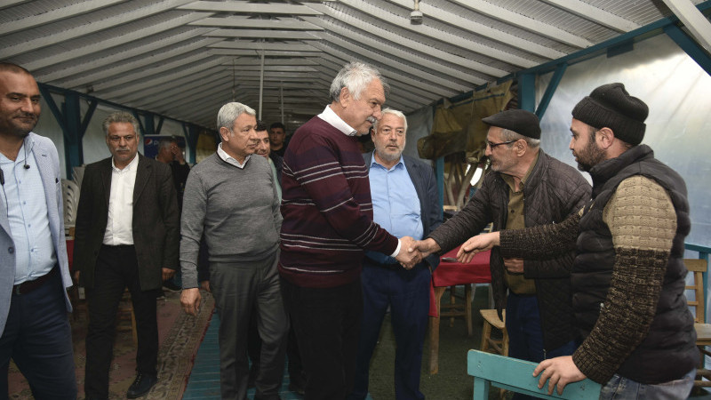 Zeydan Karalar, Adana’nın dört bir yanında halkla berabe