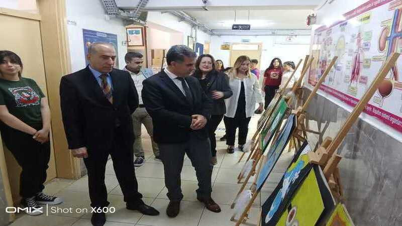 Süreyya Nihat Oral Ortaokulu'ndan 23 Nisan'a Özel Öğrenci Resim Sergisi