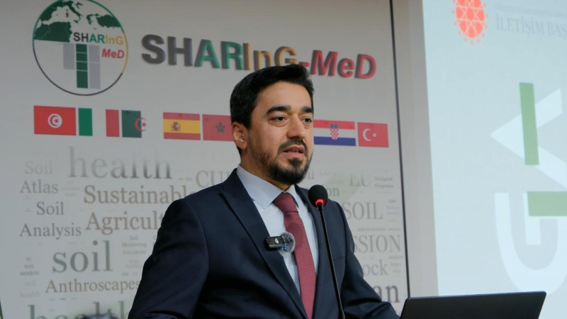 Geleceğin Liderleri Akademisi”