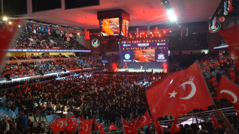 Türk Gençliği Büyük KURULTAYI'na Adana Çıkarması;
