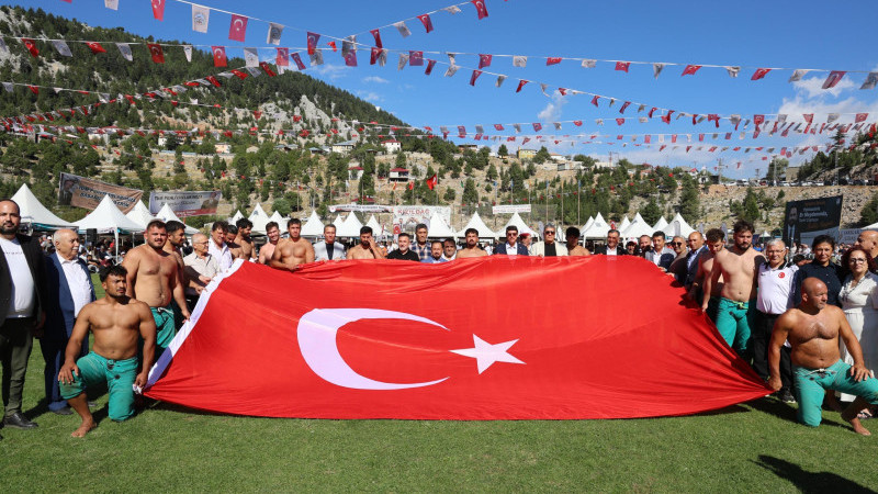 KIZILDAĞ’DA 541 YILLIK GELENEK: BAŞPEHLİVAN DOĞAN UZUN